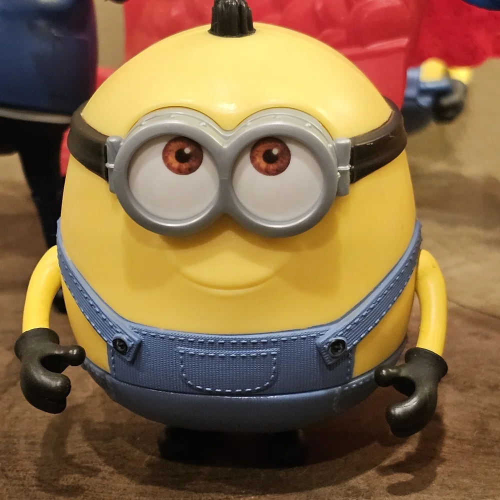 Minions The Rise Of Gru Dragon Disguise & 4 Other Characters Bundle - Picture 10 of 16